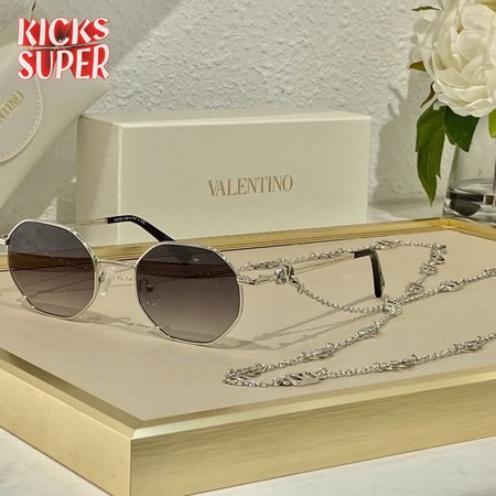 Valentino Eyewear Geometric Frame Sunglasses