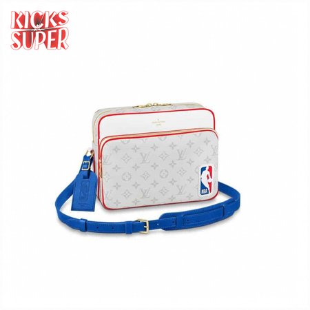 trio messenger bag m69443