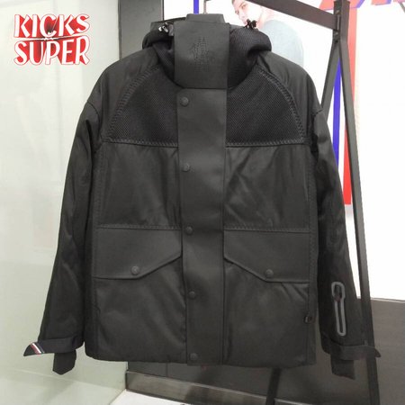 Moncler Down Jacket MC330186