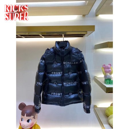 Moncler 2020 Down Jacket MC330086