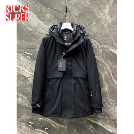 Moncler Down Jacket MC330116