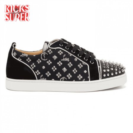 CHRISTIAN LOUBOUTIN LOW TOP SNEAKER - CL74