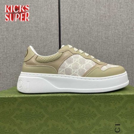 GUCCI MEN'S GG SNEAKER - GC102